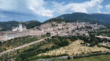 dji_fly_20250622_144420_333_1750596349327_photo_optimized
