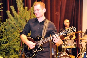 JPS_6195