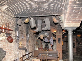 QU-192.jpg