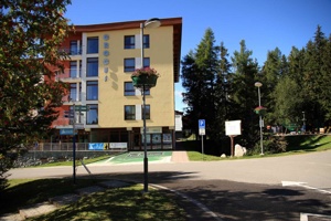 AGU-083