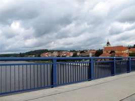 UJ-013.jpg